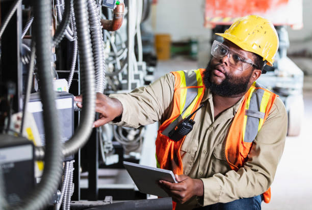 Best Circuit Breaker Repair  in Willamina, OR